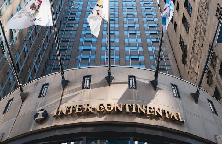 Chicago’s Downtown Hotels: The Real Costs Beyond the Nightly Rate Chicago’s Downtown Hotels: The Real Costs Beyond the Nightly Rate