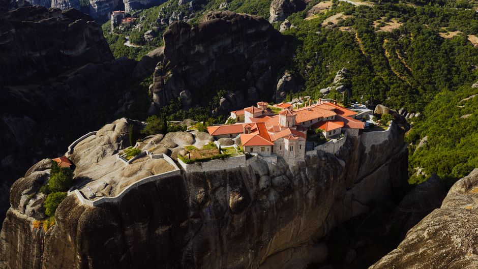 12 Best Travel Destinations in January for Sun, Snow, or Savings