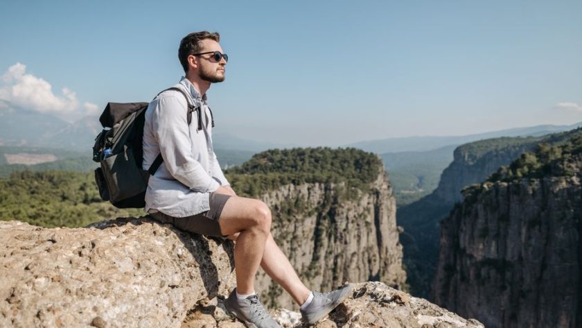 Carry-On Backpacks International Travel: 5 Carry-On Backpacks for International Travel: Osprey vs. Nomatic vs. Tortuga