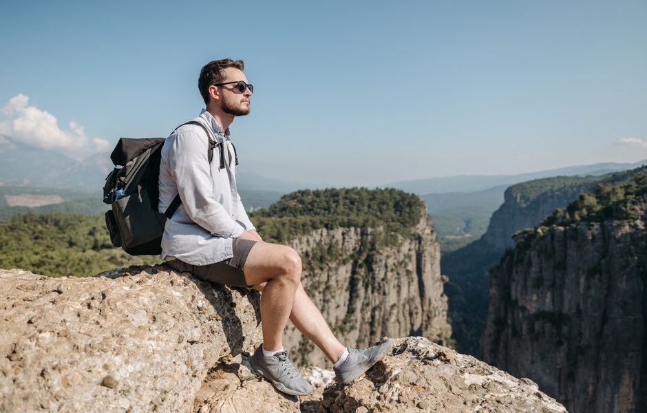 Carry-On Backpacks International Travel: 5 Carry-On Backpacks for International Travel: Osprey vs. Nomatic vs. Tortuga