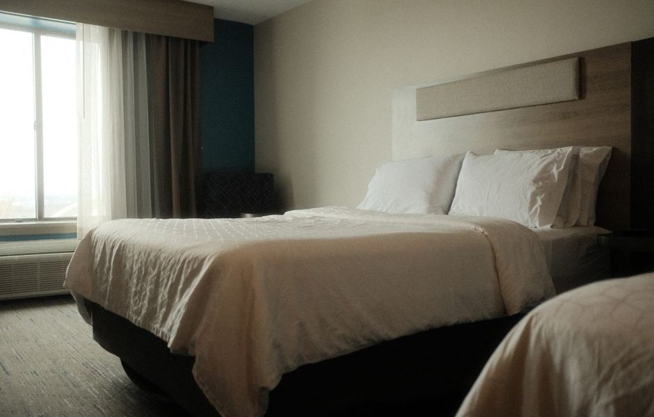 Free Hotel Nights Credit Card Points: Free Hotel Nights: The Credit Card Points Method That Actually Works