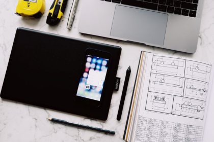 Mobile Workspace Tech For Digital Nomads: The Truth About Mobile Workspaces Nobody Tests Before Flying