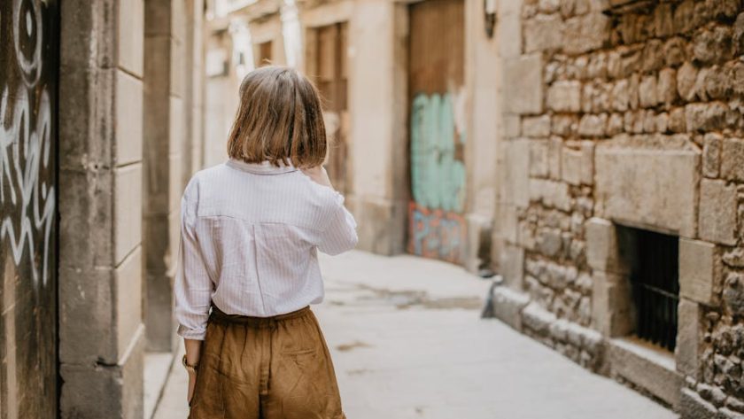 Solo Travel Guidebooks: What to Buy and What to Skip